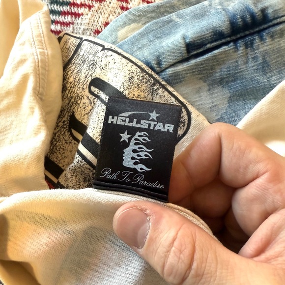 HELLSTAR GRAPHIC TEE - Picture 3 of 4